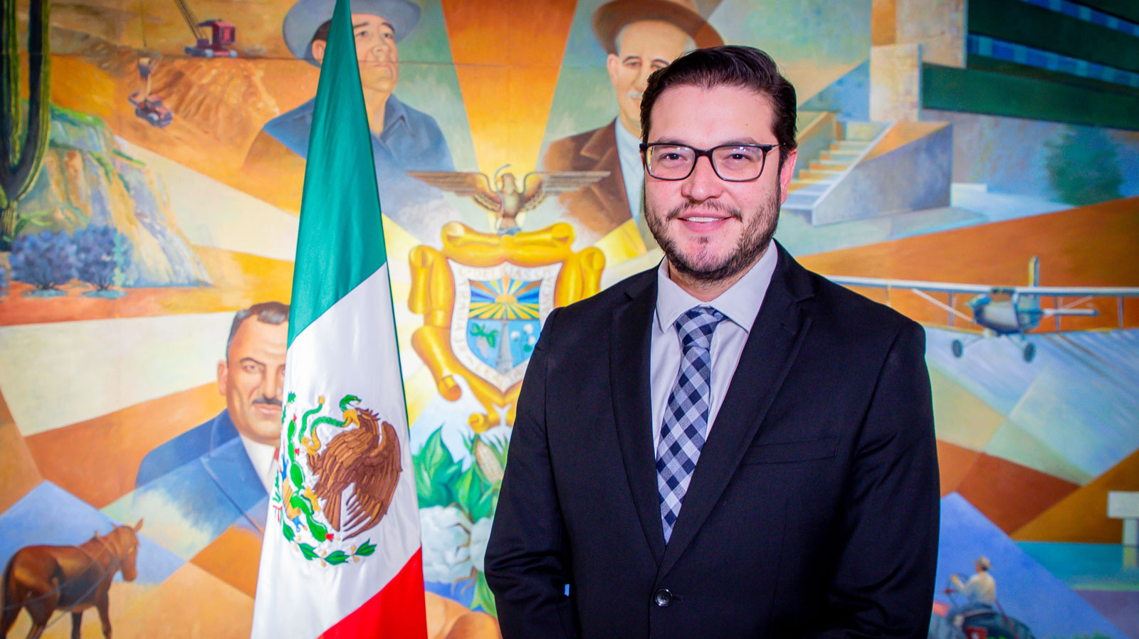 Mario Alberto Mata Licón Director de Servicios Públicos Municipales