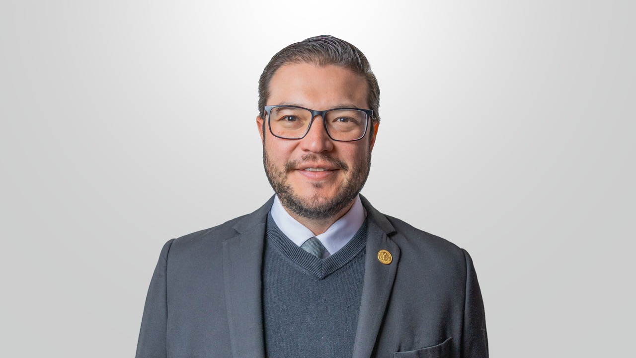 Mario Alberto Mata Licón Director de Servicios Públicos Municipales