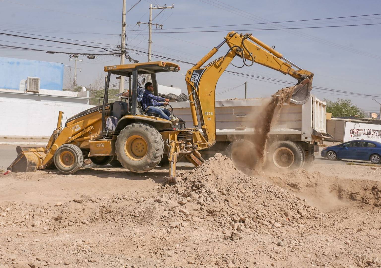 Construyen retorno para ordenar circulación en la avenida Fernando Baeza