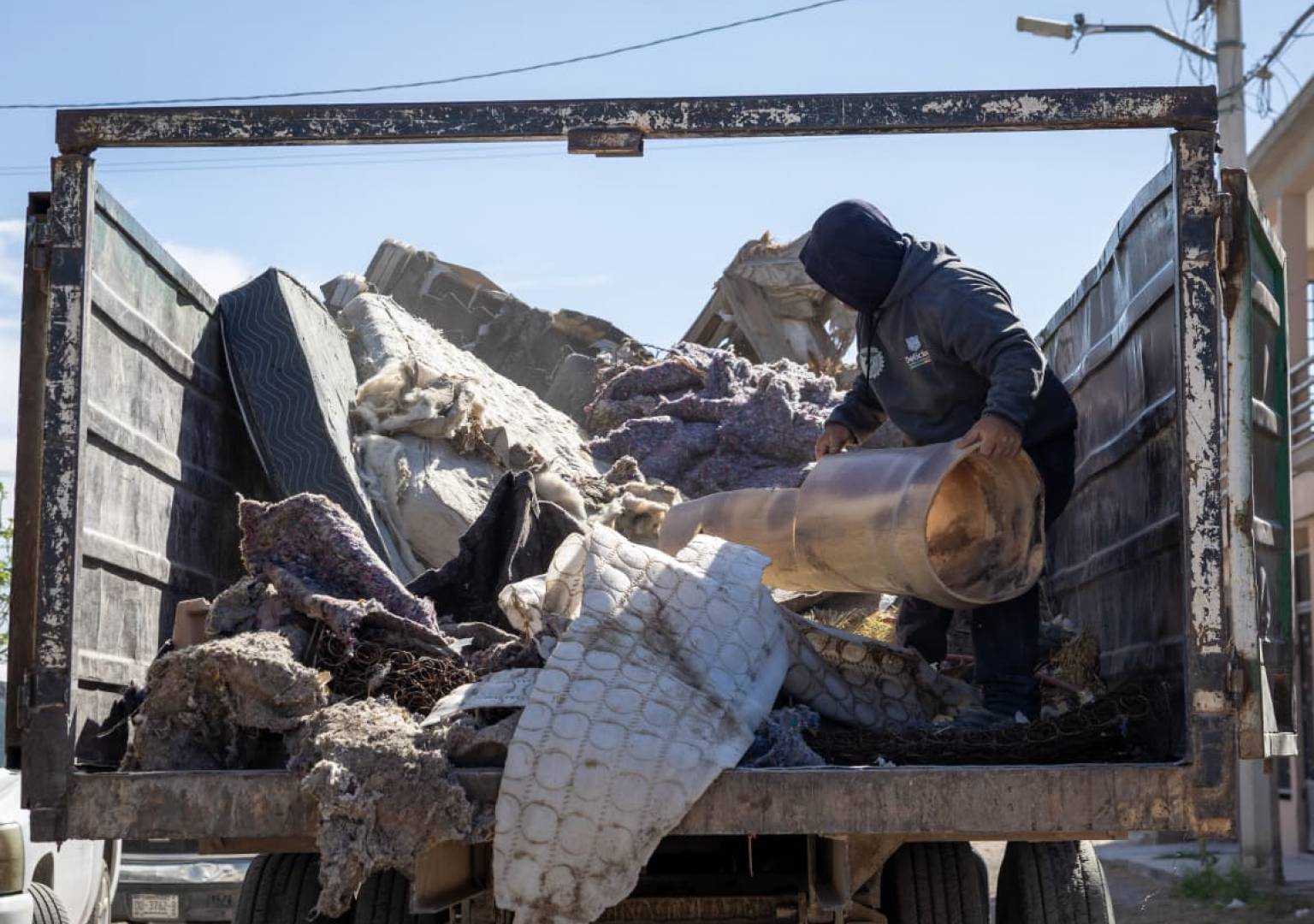 Inicia campaña “Destilichadero” en Laderas del Norte contra dengue y chikungunya