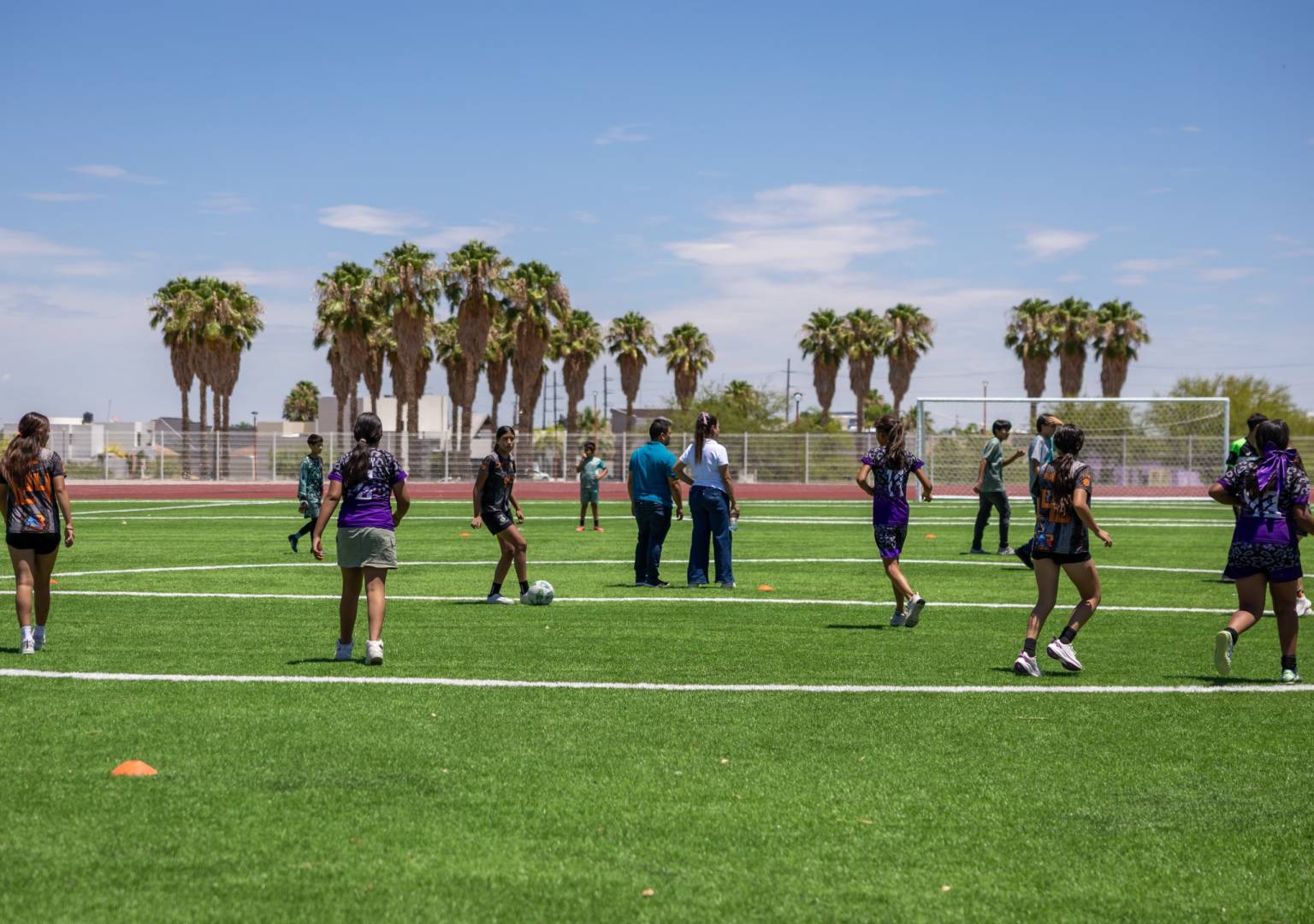 Inauguran nueva pista de atletismo en Delicias con inversión superior a los 43 millones de pesos