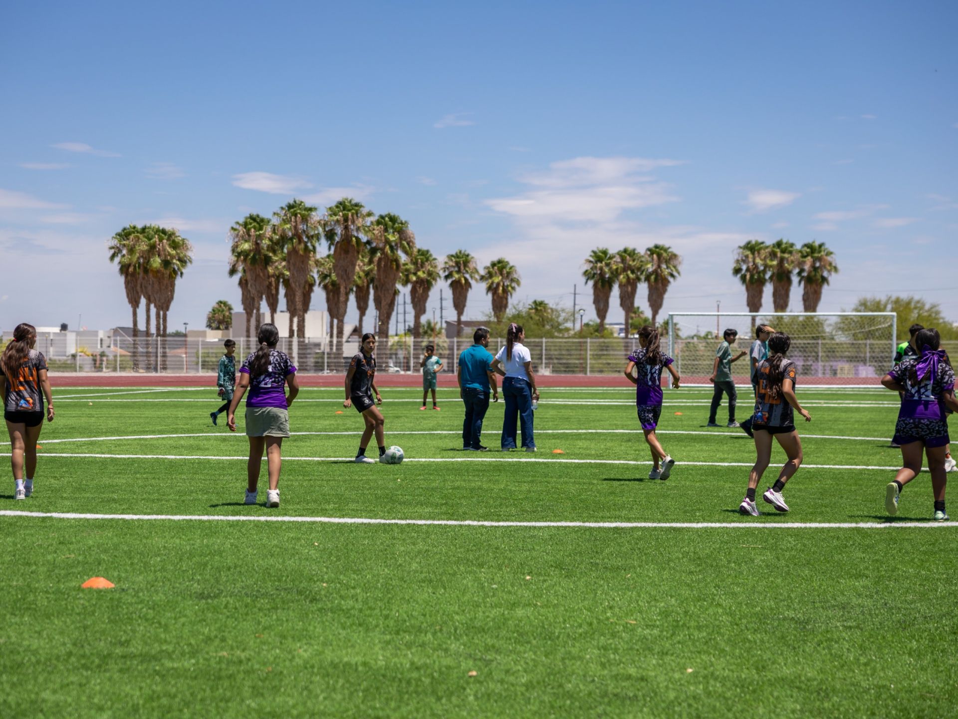 Inauguran nueva pista de atletismo en Delicias con inversión superior a los 43 millones de pesos
